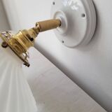 Wall lamp in opaline, brass and glass