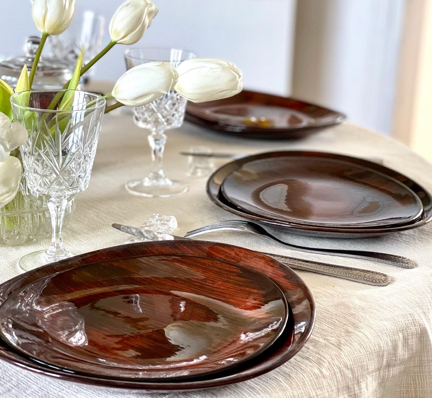 12 assiettes vintage 1970