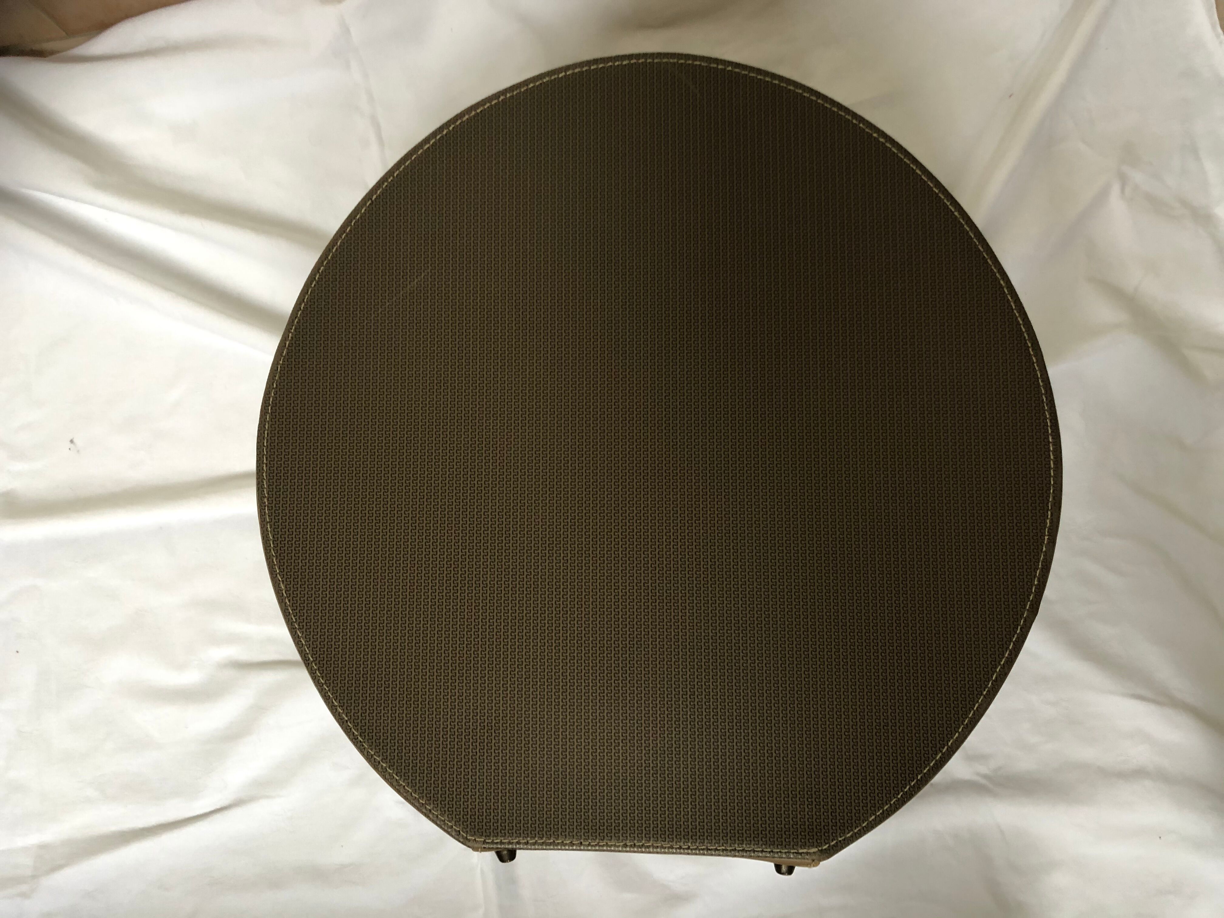 Charles jourdan hat box