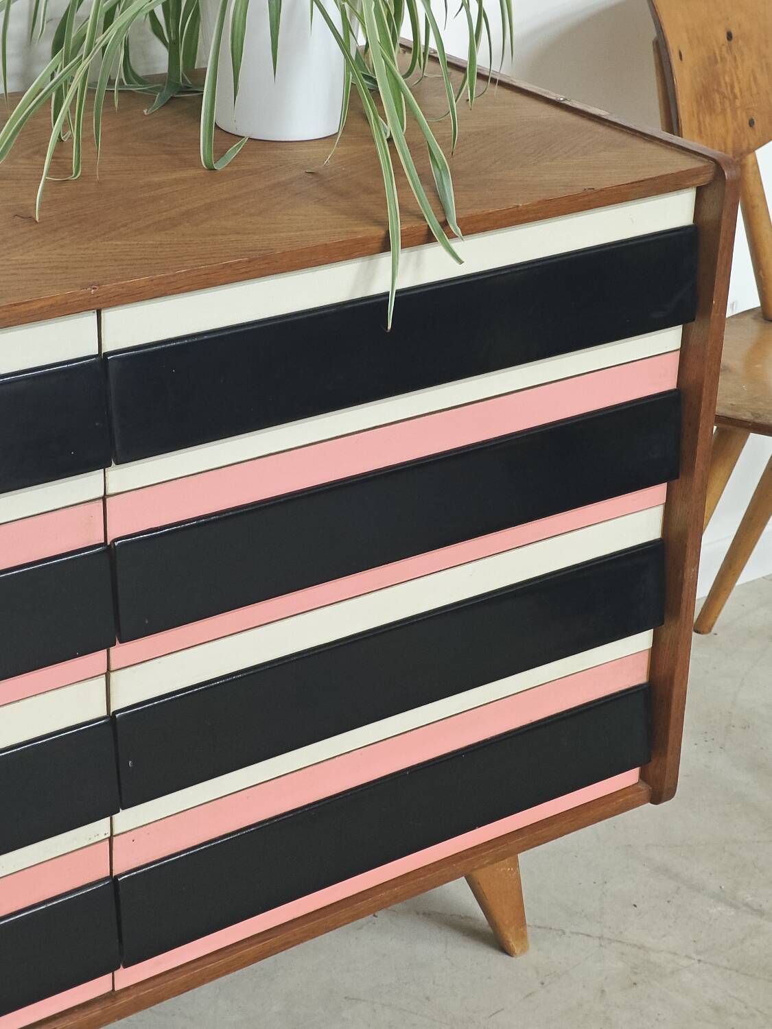 Commode U 453 Rose 8 drawers Jiri Jiroutek for Interior Prague 1962