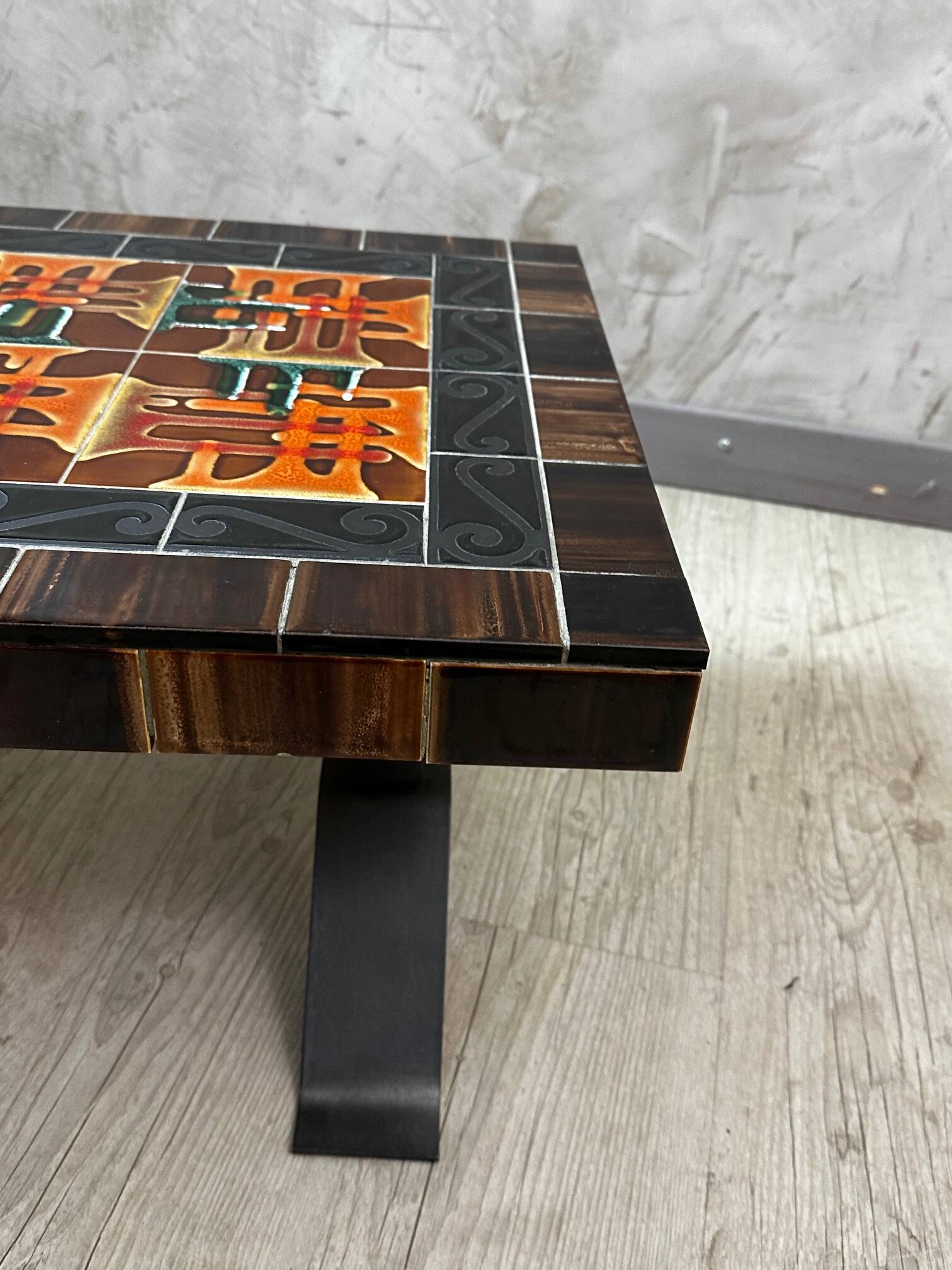 Vintage coffee table