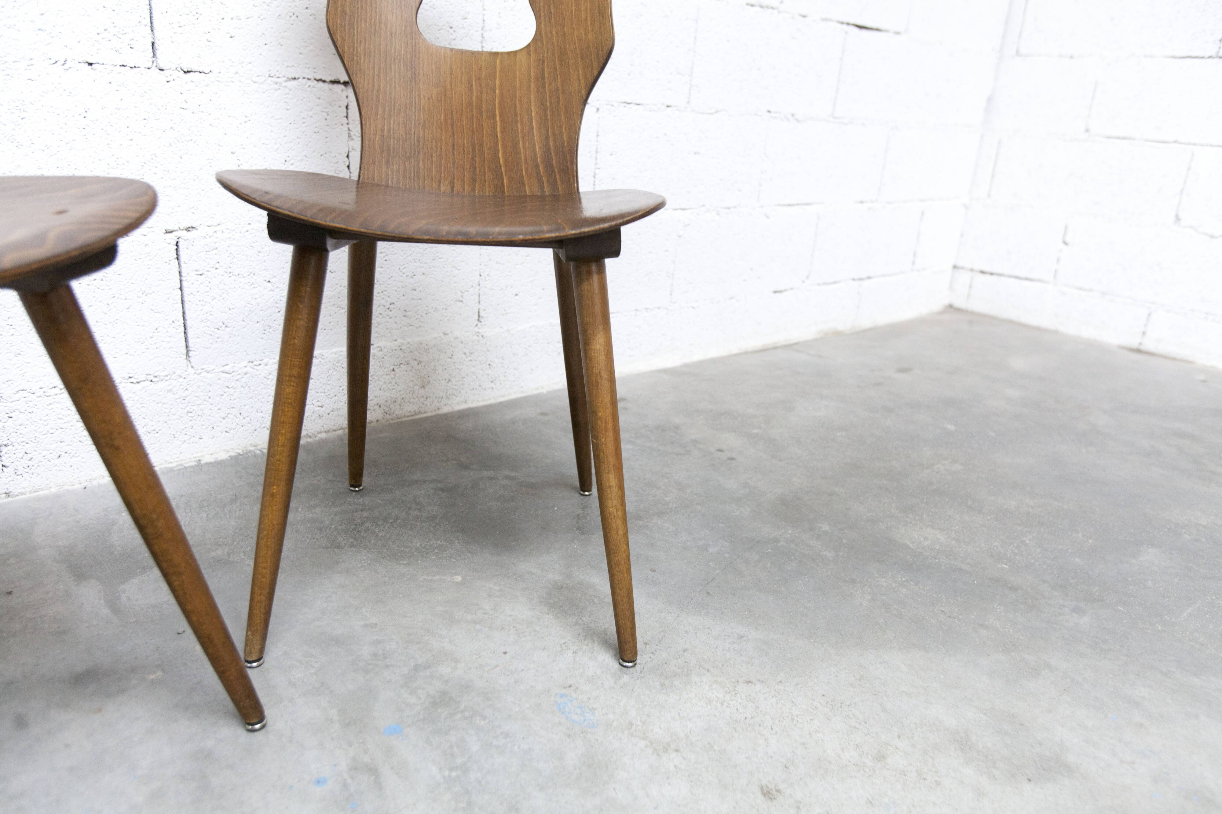 Paire de chaises Baumann modèle Gentiane 1960