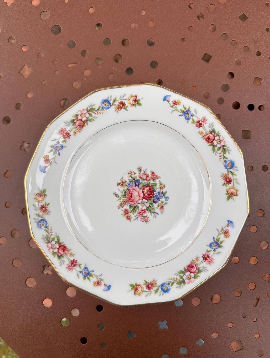 set of 6 Vintage Dessert Plates S.I.P France with Floral Decoration