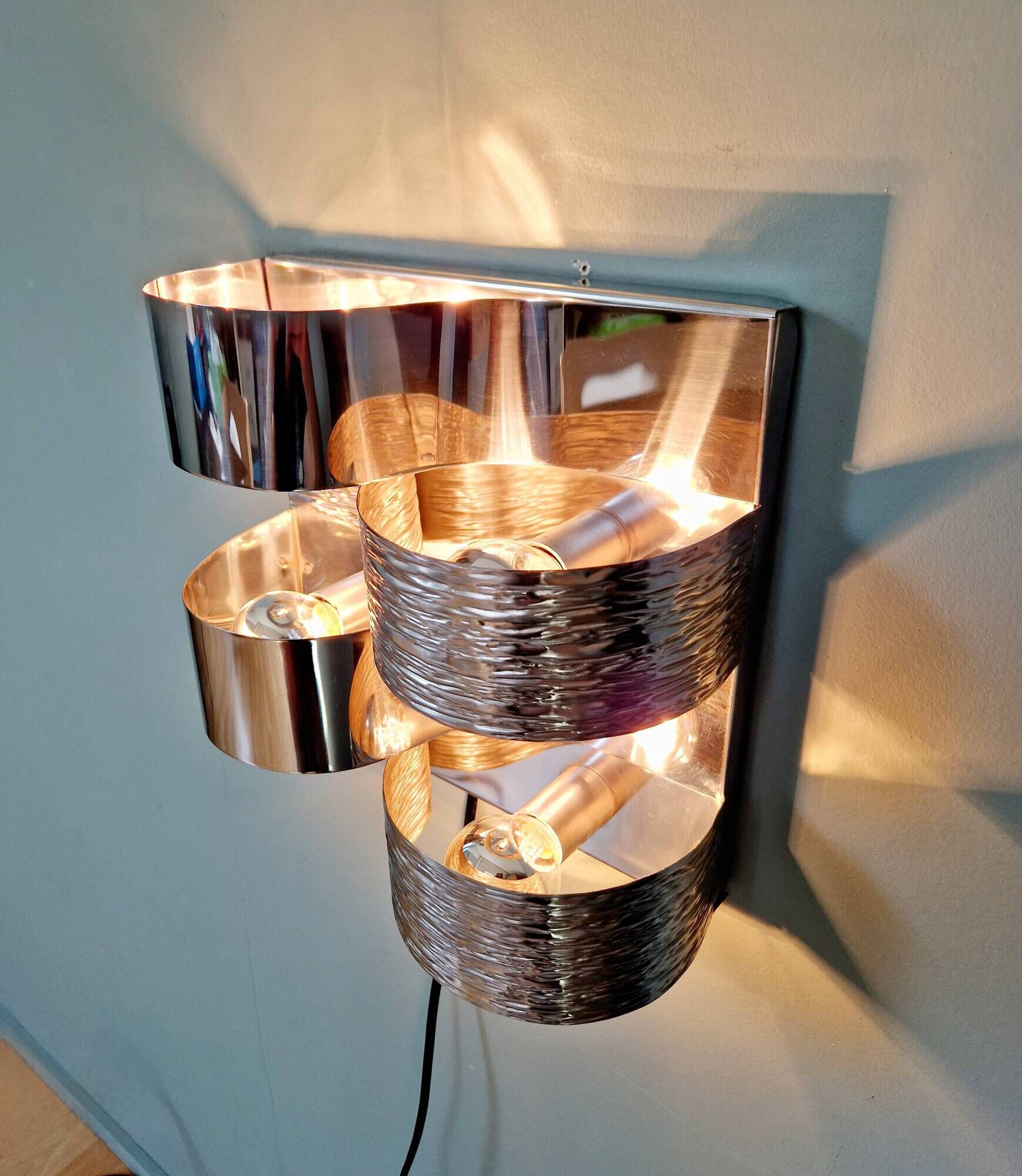 Chromed metal wall light, Goffredo Reggiani 1960s-70s