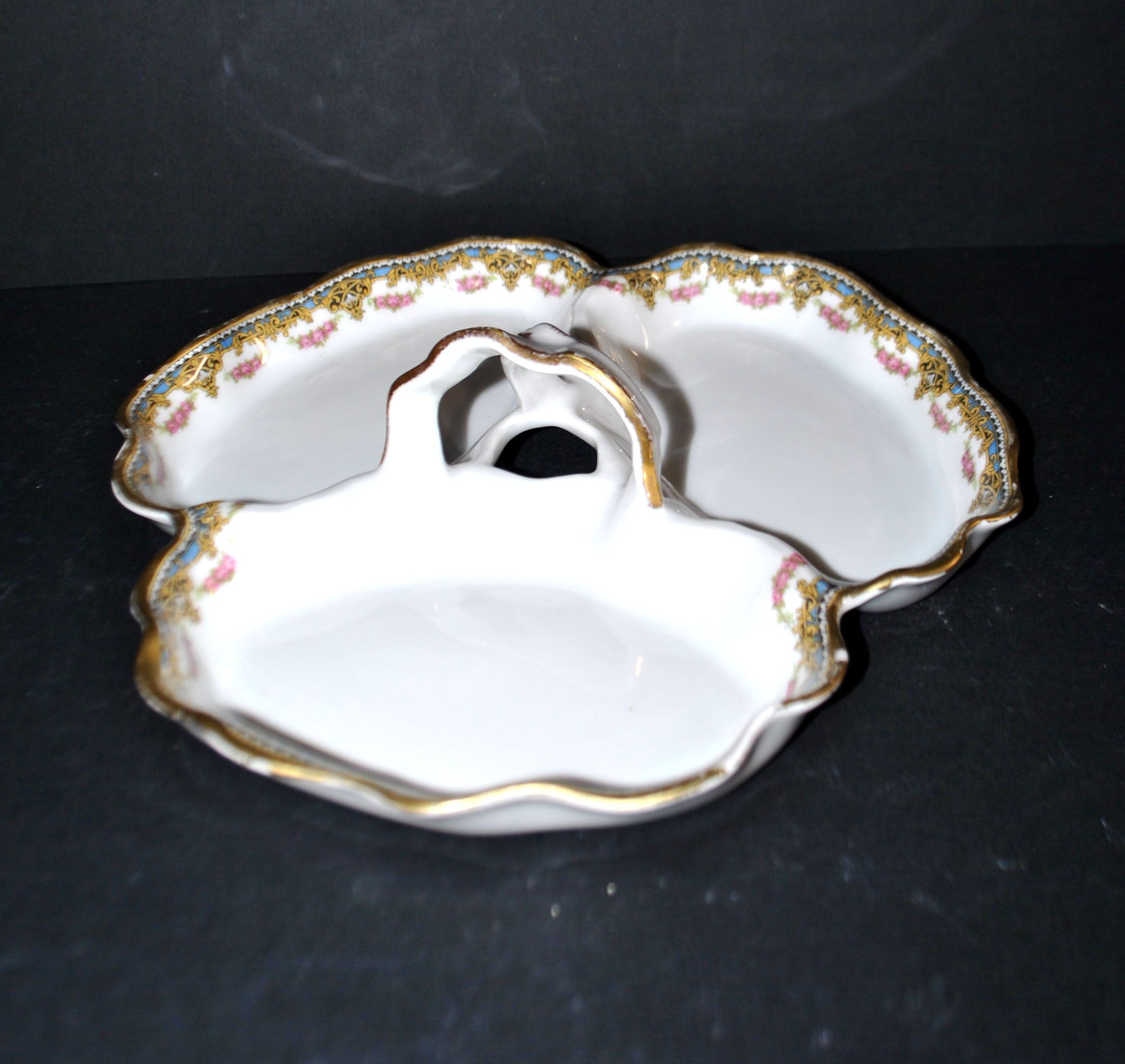 Limoges coupe mendiant polylobé en porcelaine U&C