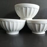Set of 3 white ribbed bowls