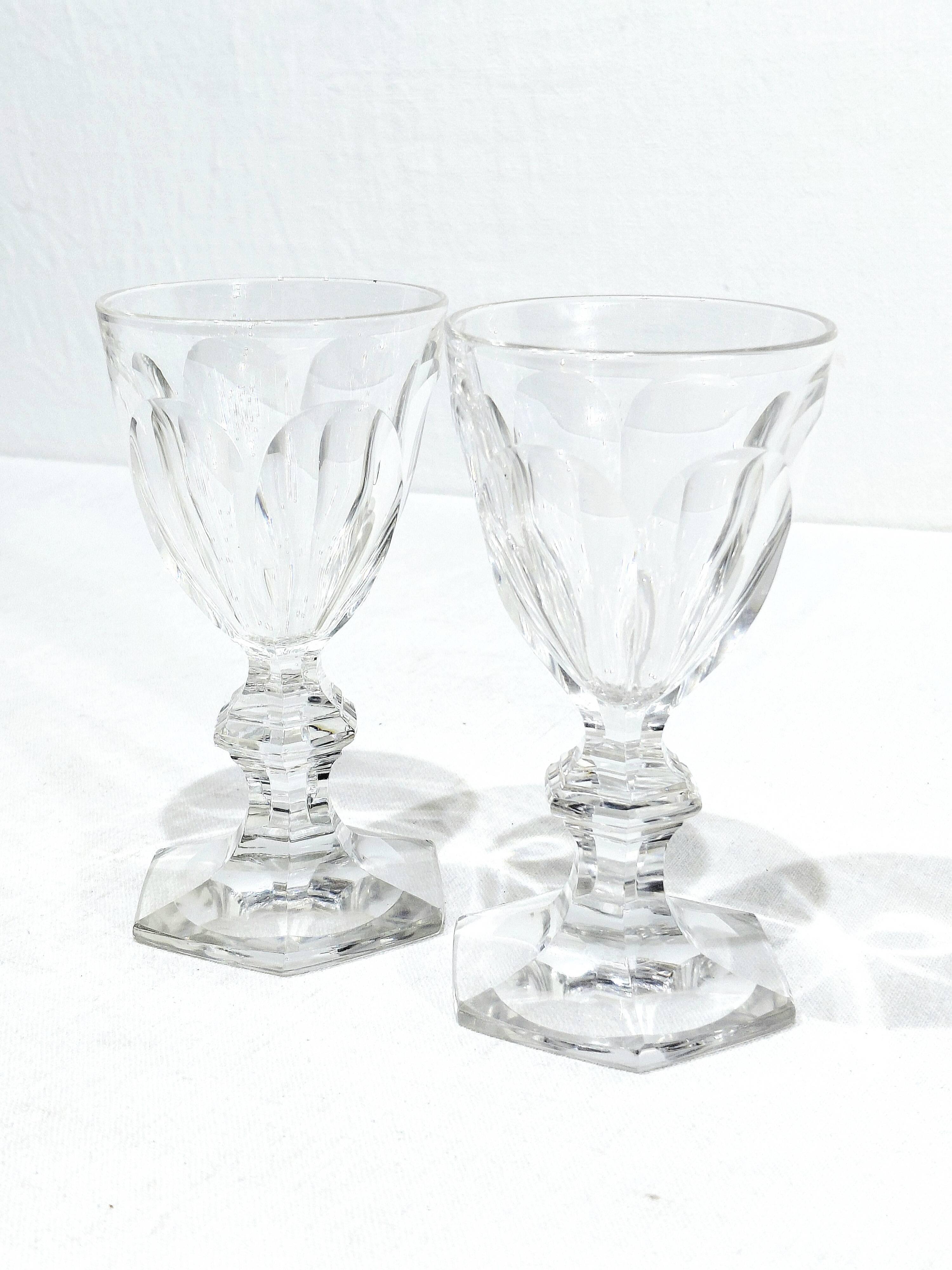Baccarat - 2 White Wine Glasses - Harcourt Model