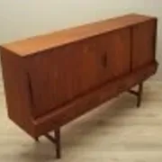 Buffet en teck, design danois, années 1960, production : Danemark