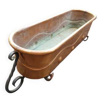 Flower pot