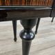 Paire de tables de chevet des années 60 avec porte à abattant et plateau en verre bleu