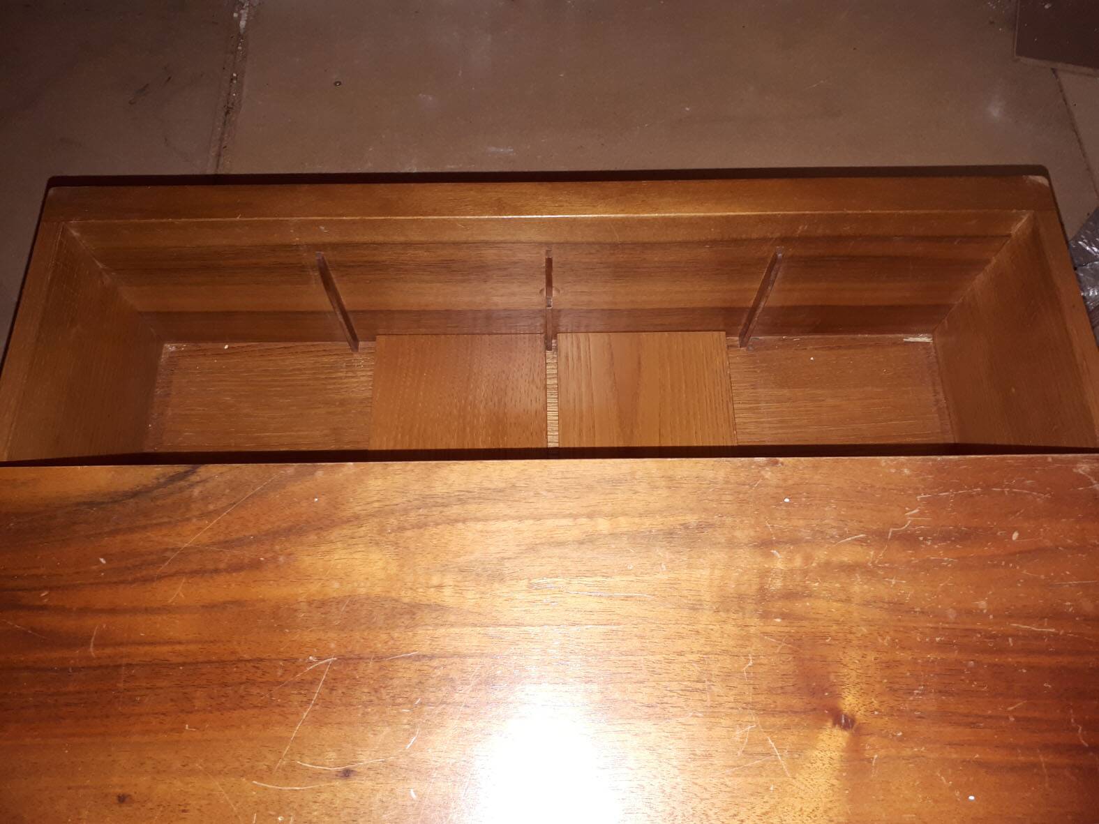 Coffee table in walnut