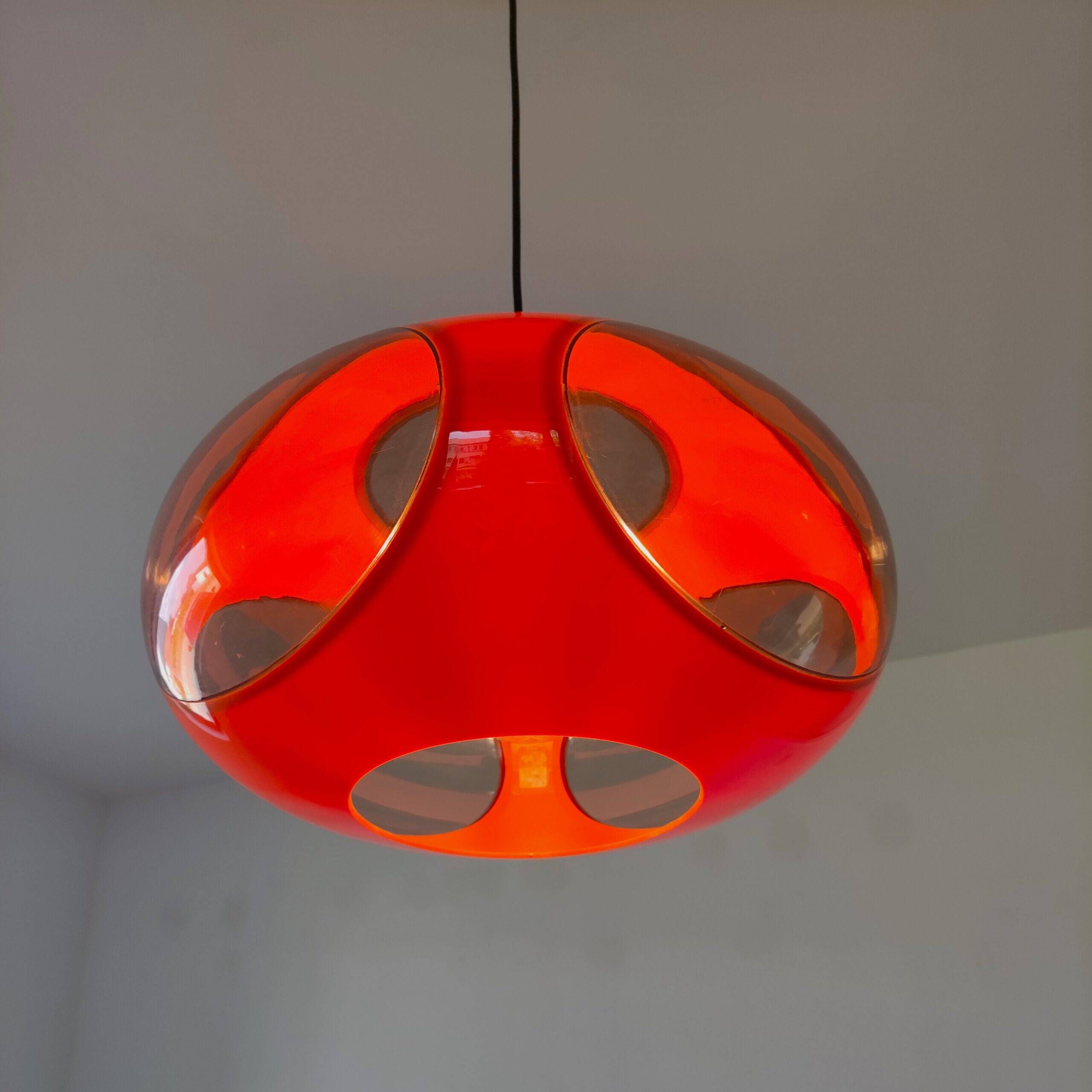 Orange bug-eye UFO pendant lamp – Massive