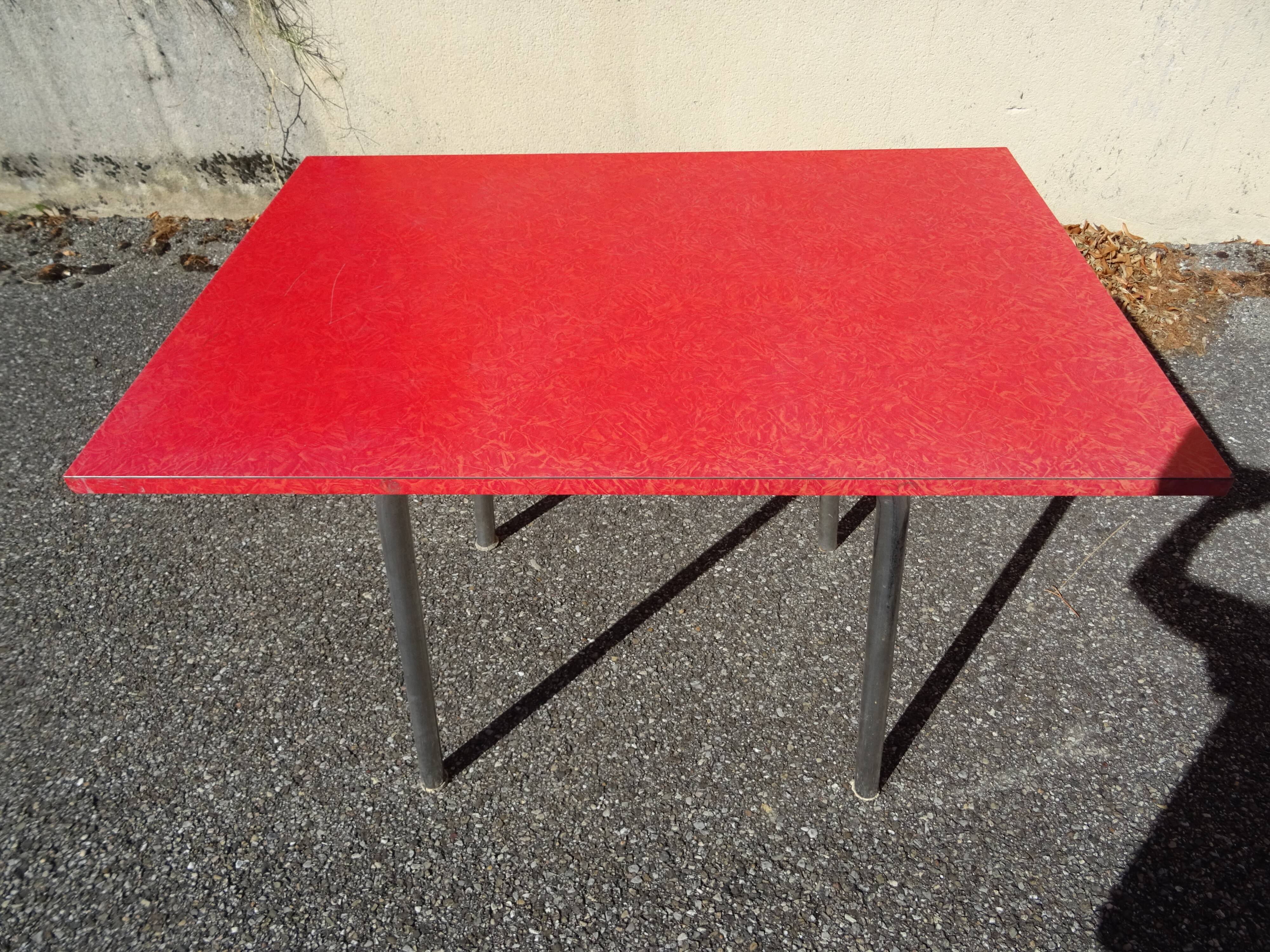 Table en formica an 60