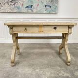 Oak desk from the 1900s