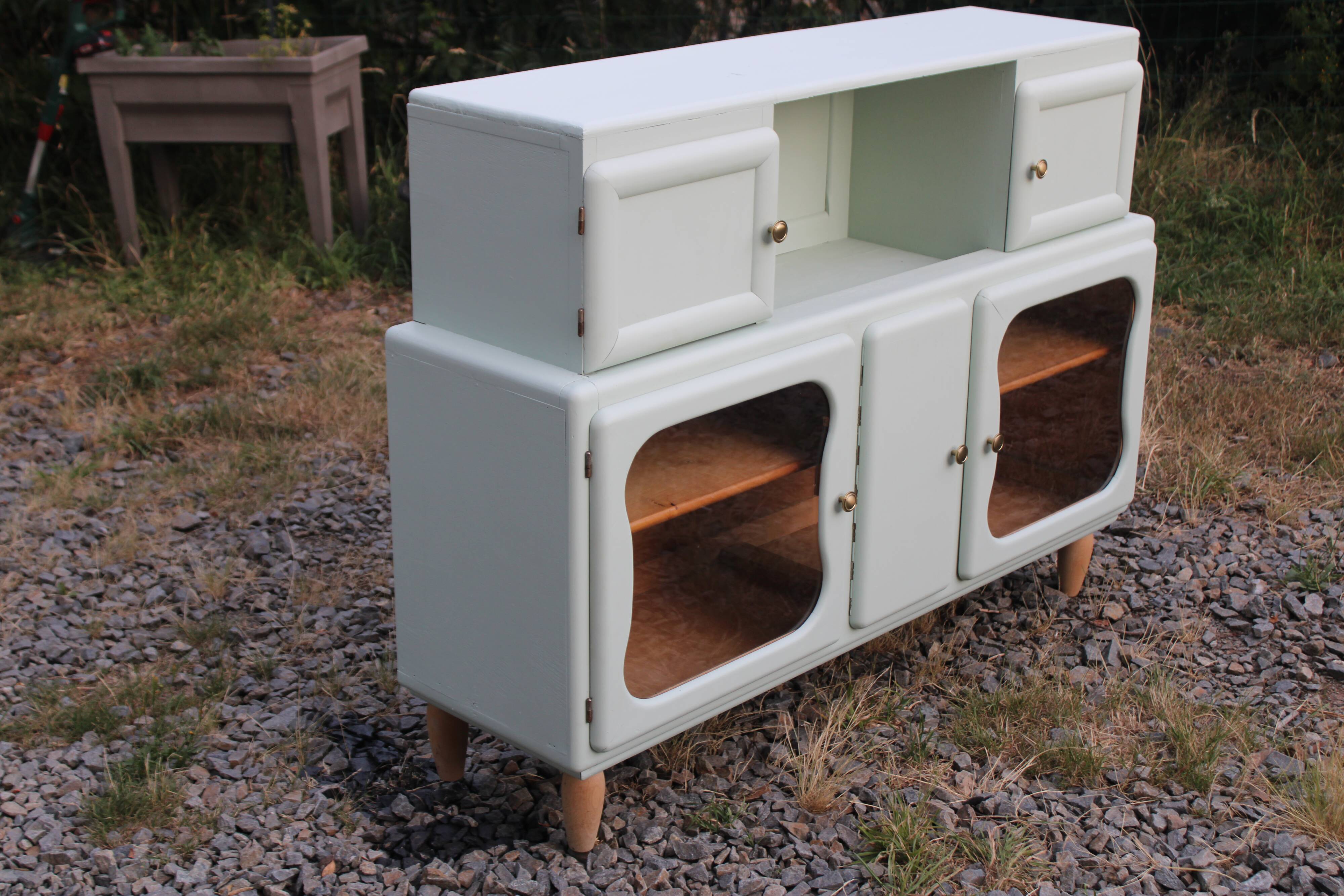 Renovated vintage buffet – Celadon Green Libéron