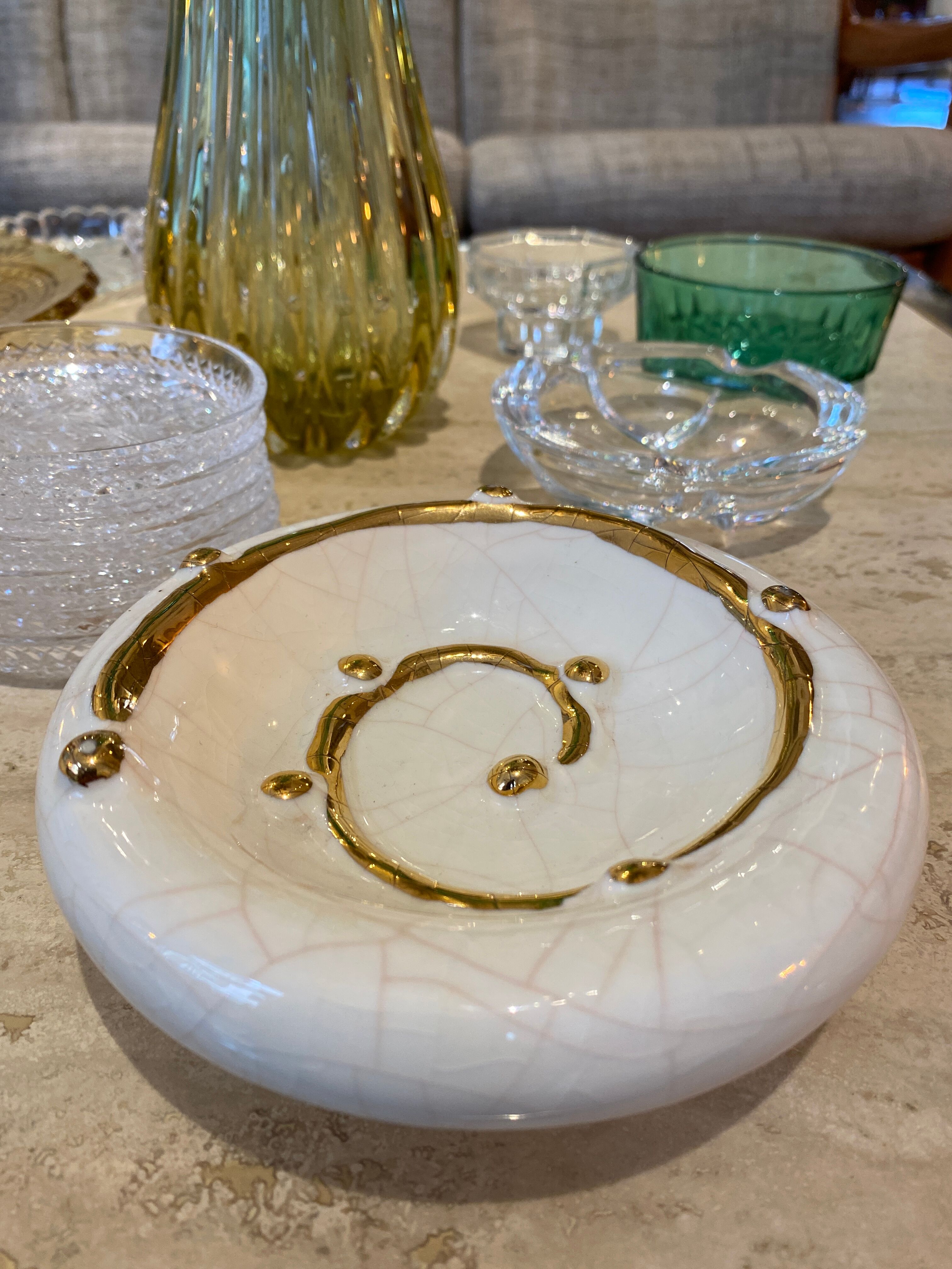 Empty pocket in Longwy earthenware