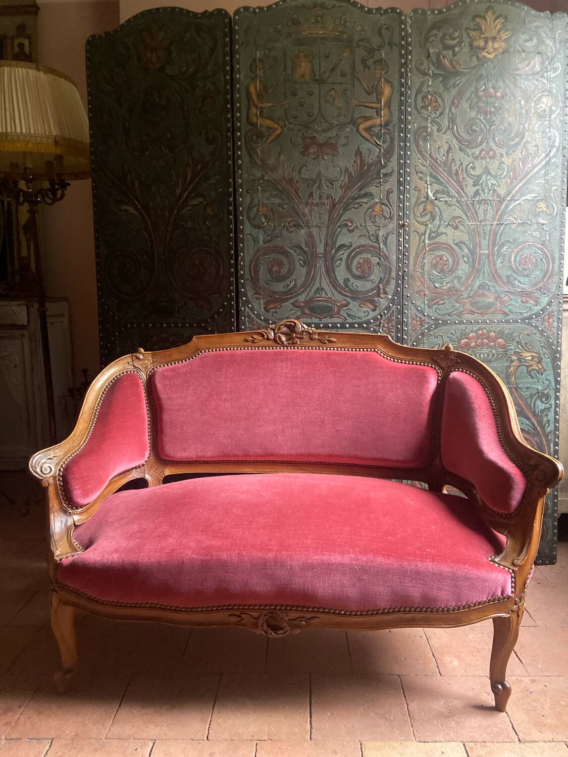 Small antique Louis XV style pink velvet loveseat bench