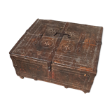 Wooden box