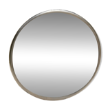 Round magnifying barber mirror to place or hang
