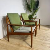 Pair of mid-century modern Danish armchairs in teak with customisable cushions – 1960