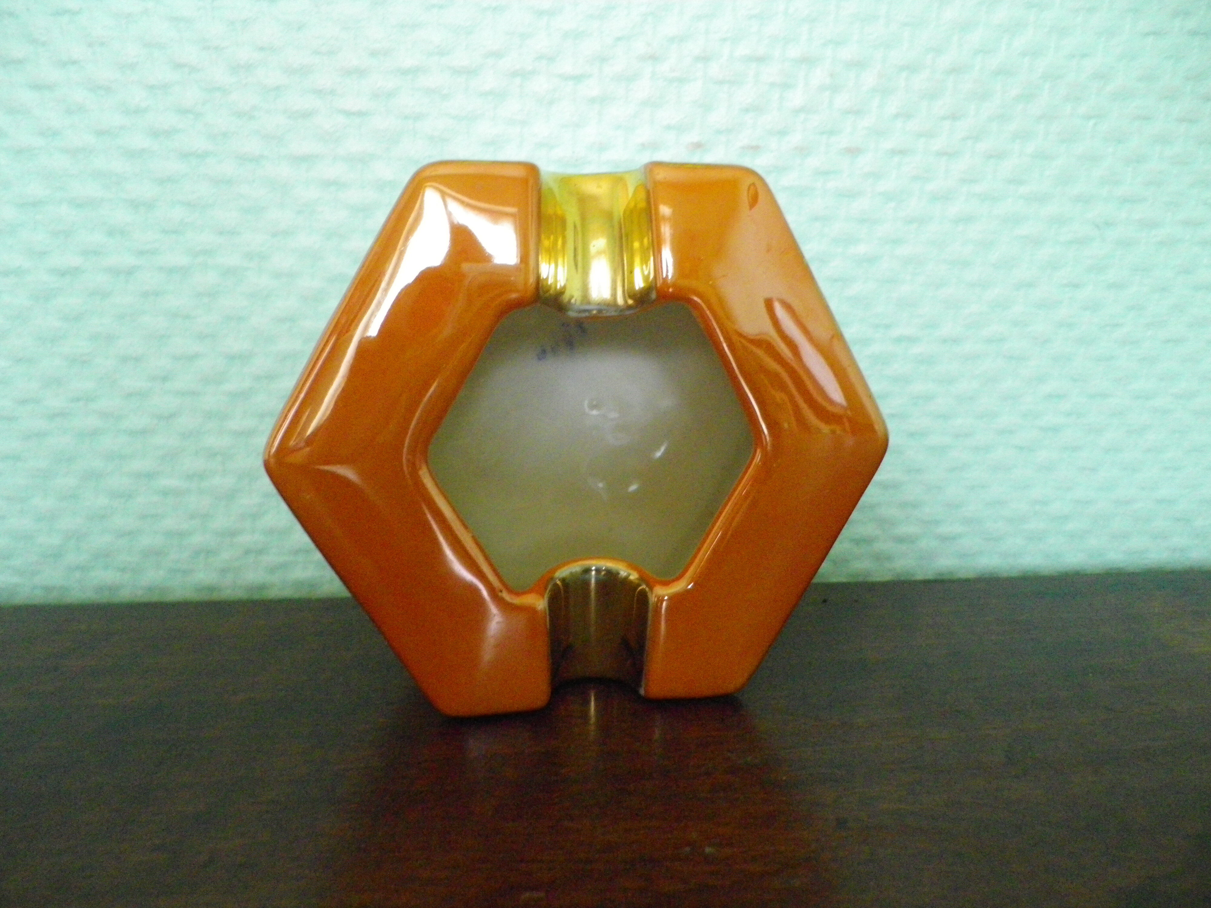 Vintage porcelain ashtray with gilding, Victoria china Czechoslovakia, 60/70s