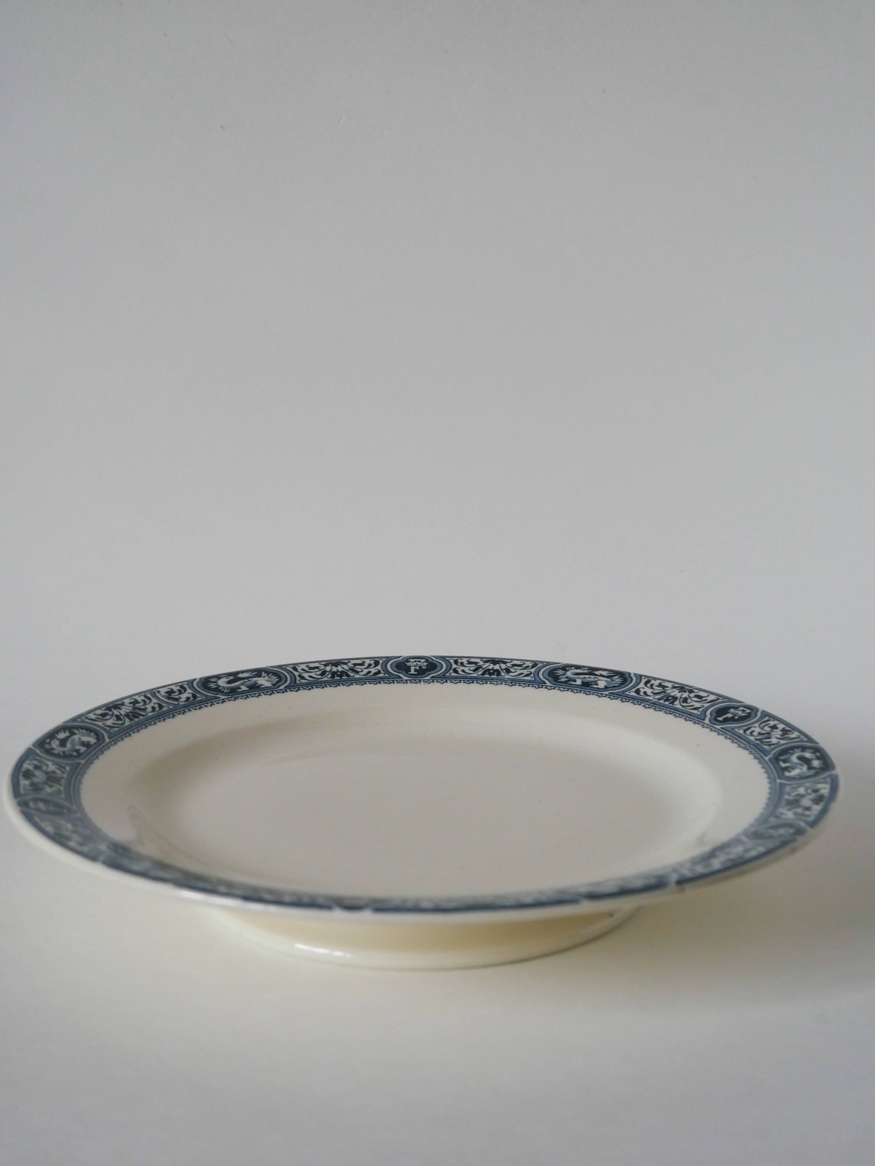 Dish on pedestal in iron earth model salins model françois 1st 19th century