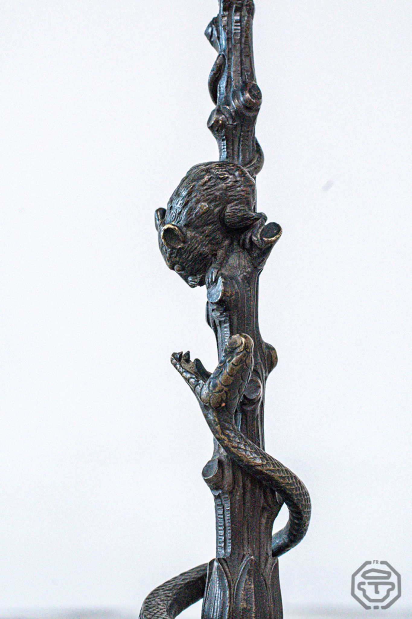 Paire de chandeliers en bronze Victor Paillard