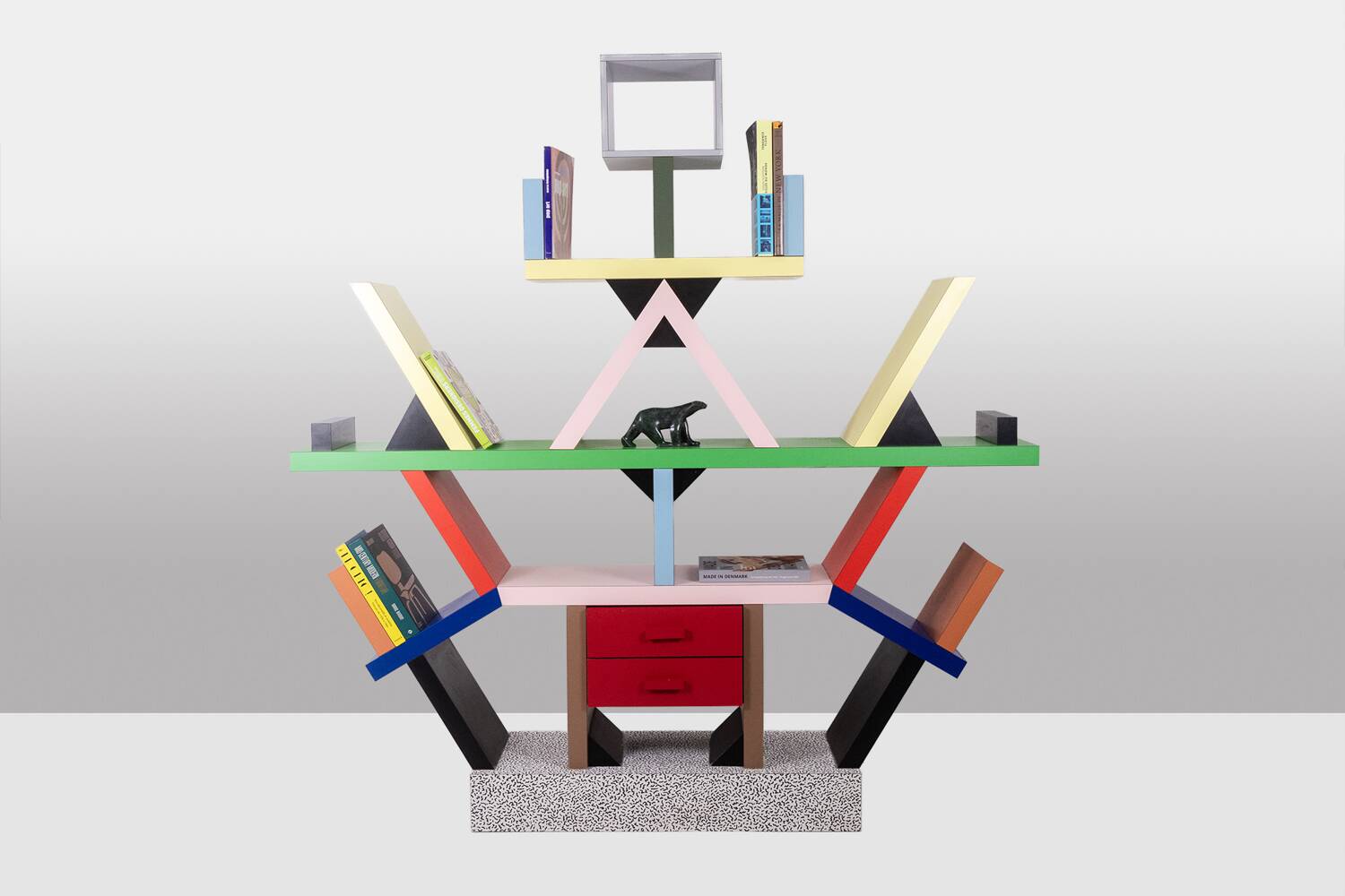 Ettore Sottsass for Memphis. Carlton Library. Year 1981.