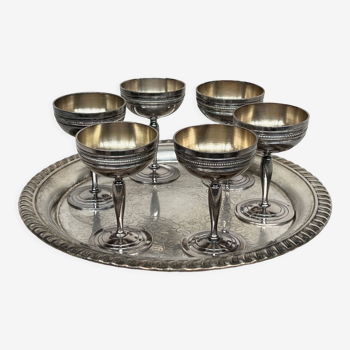 Set of 6 glasses on tray