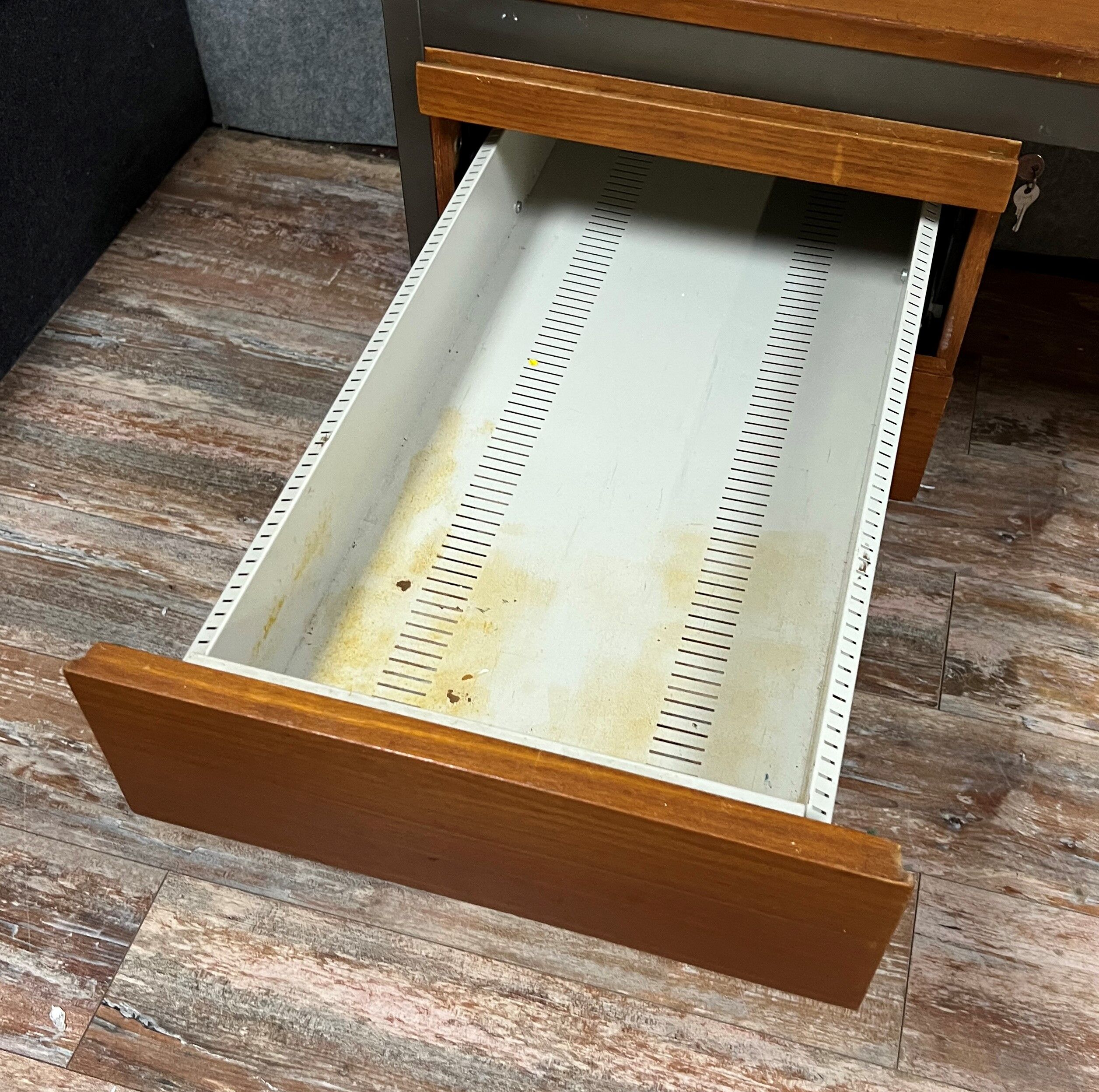 Georges Frydman steel and walnut desk edited by EFA in the 60s