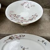Porcelain Tableware – Late 19th Century – 40 pieces