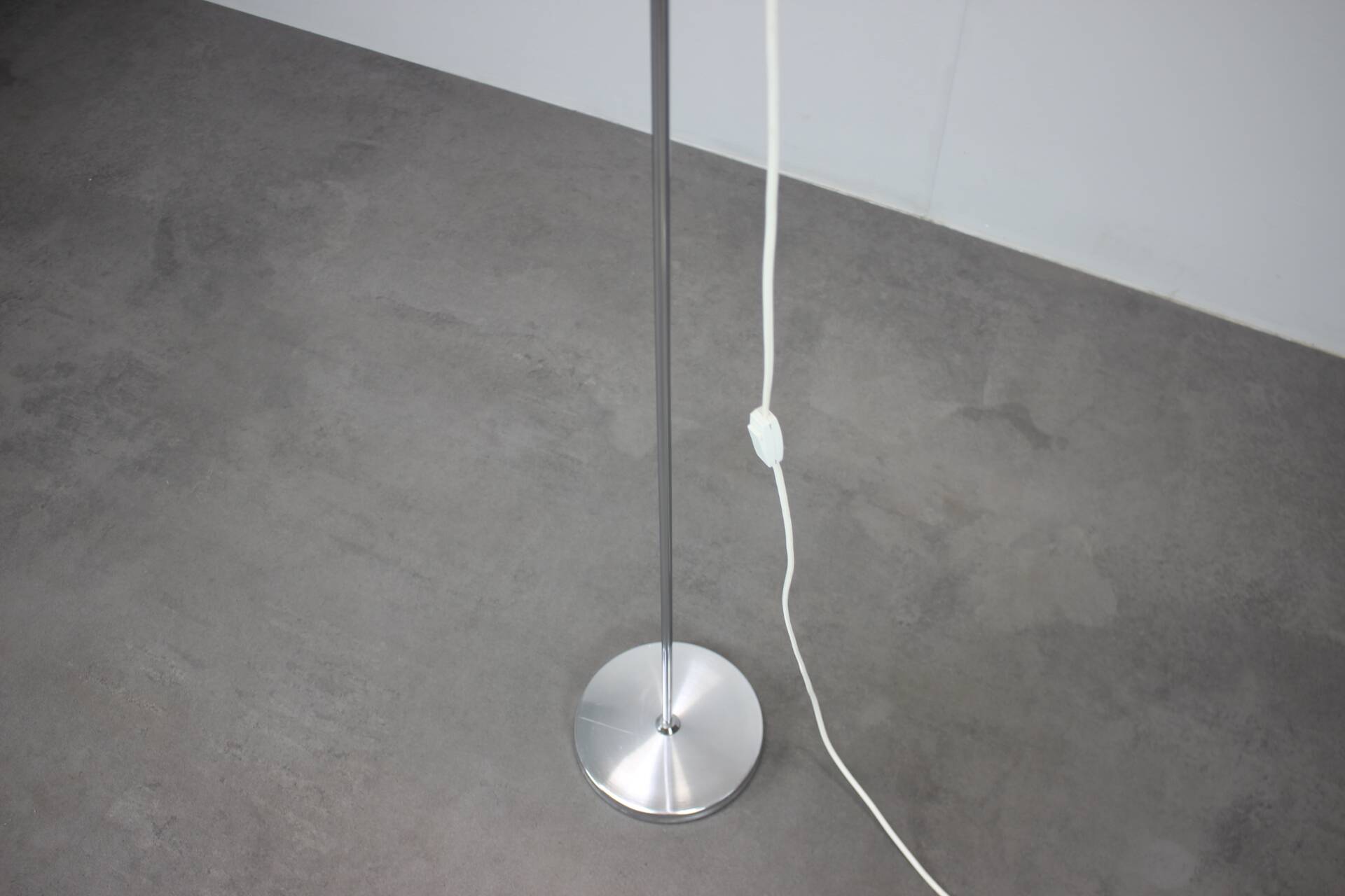 Mid-Century Floor Lamp Medusa by Luigi Massoni for Guzzini, 1970s, Italy