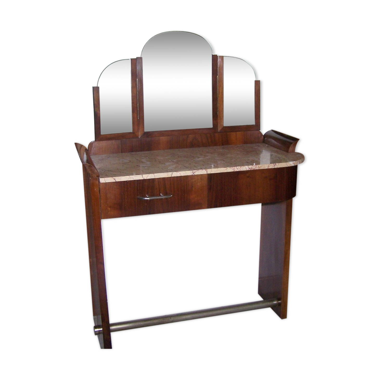 Era hairdresser art deco