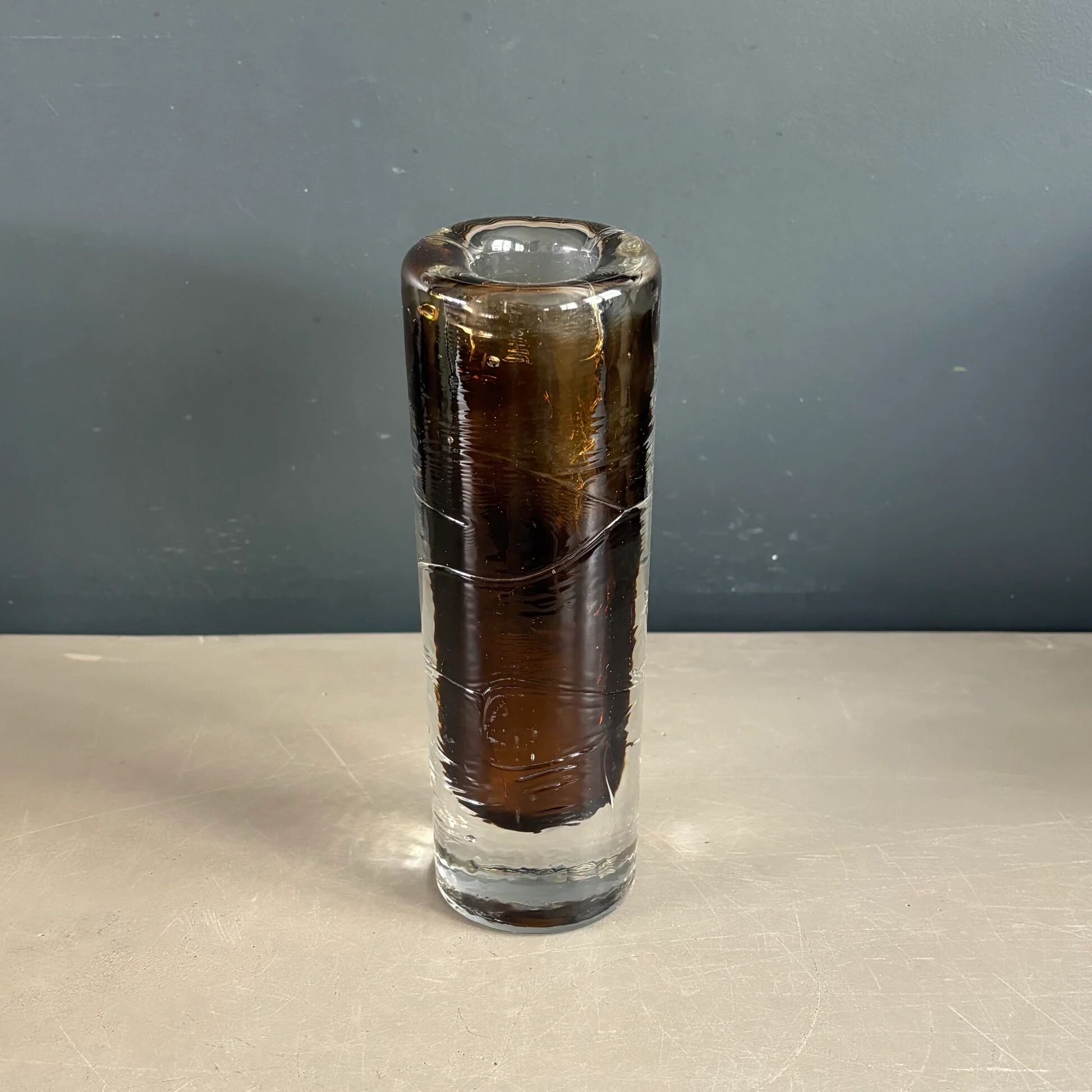 Grand bougeoir en verre moulé marron - Ref 1350