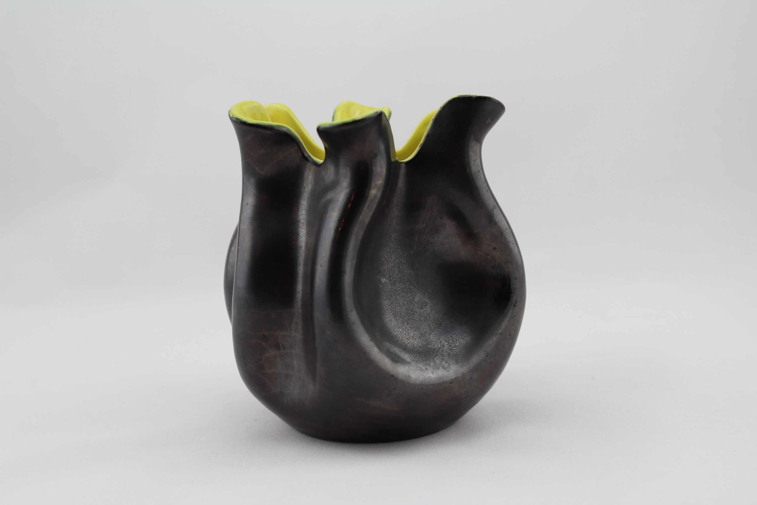 Vase Elchinger ceramic black and yellow