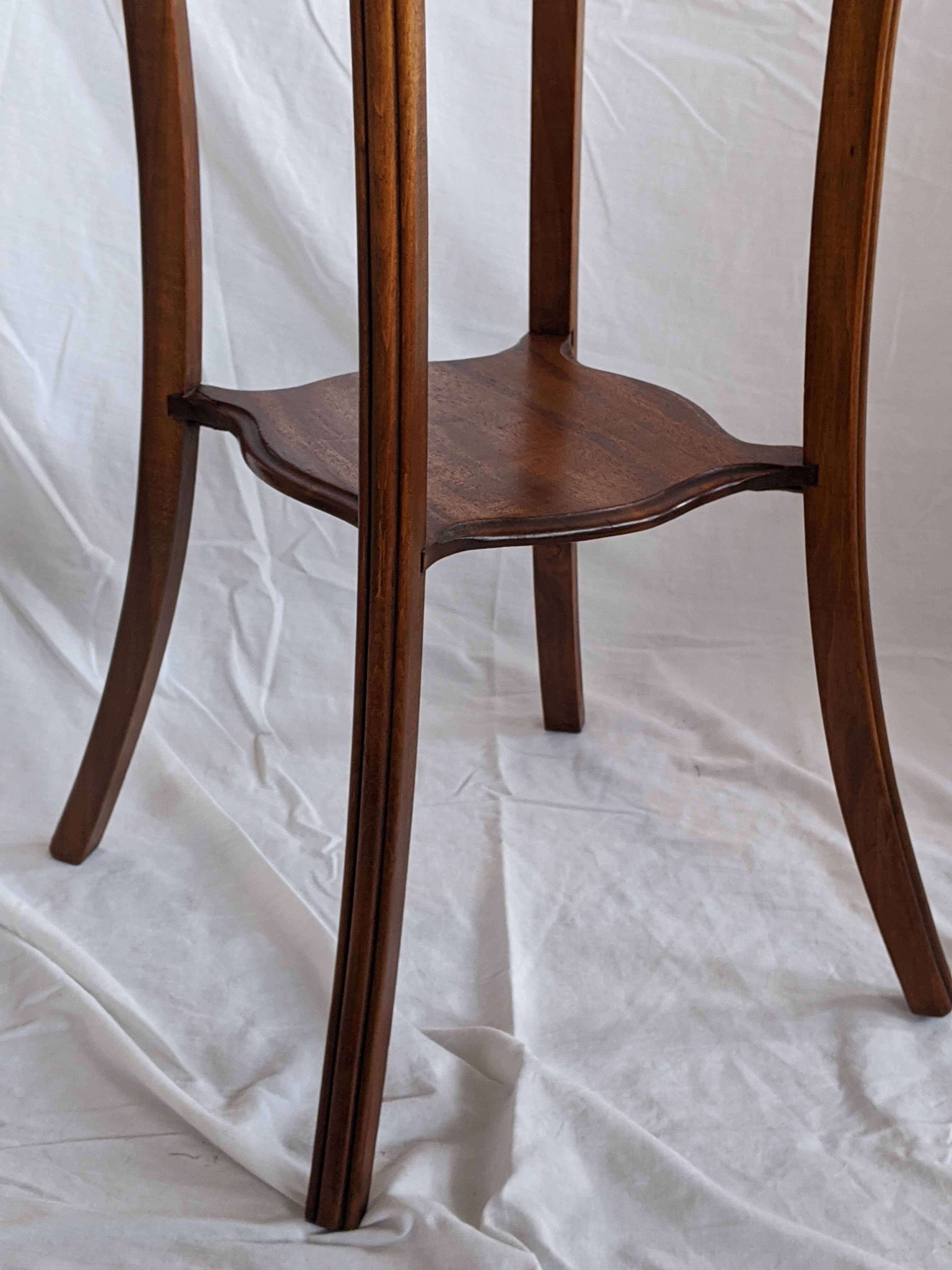 Sellette early 20th century