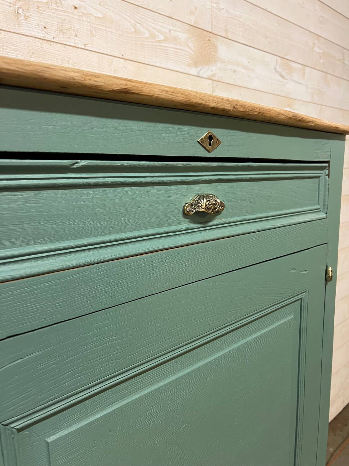 One-door buffet
