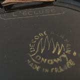 Plat à fruit en Email de Longwy noir "l'écluse" n°3522 décoré à la main
