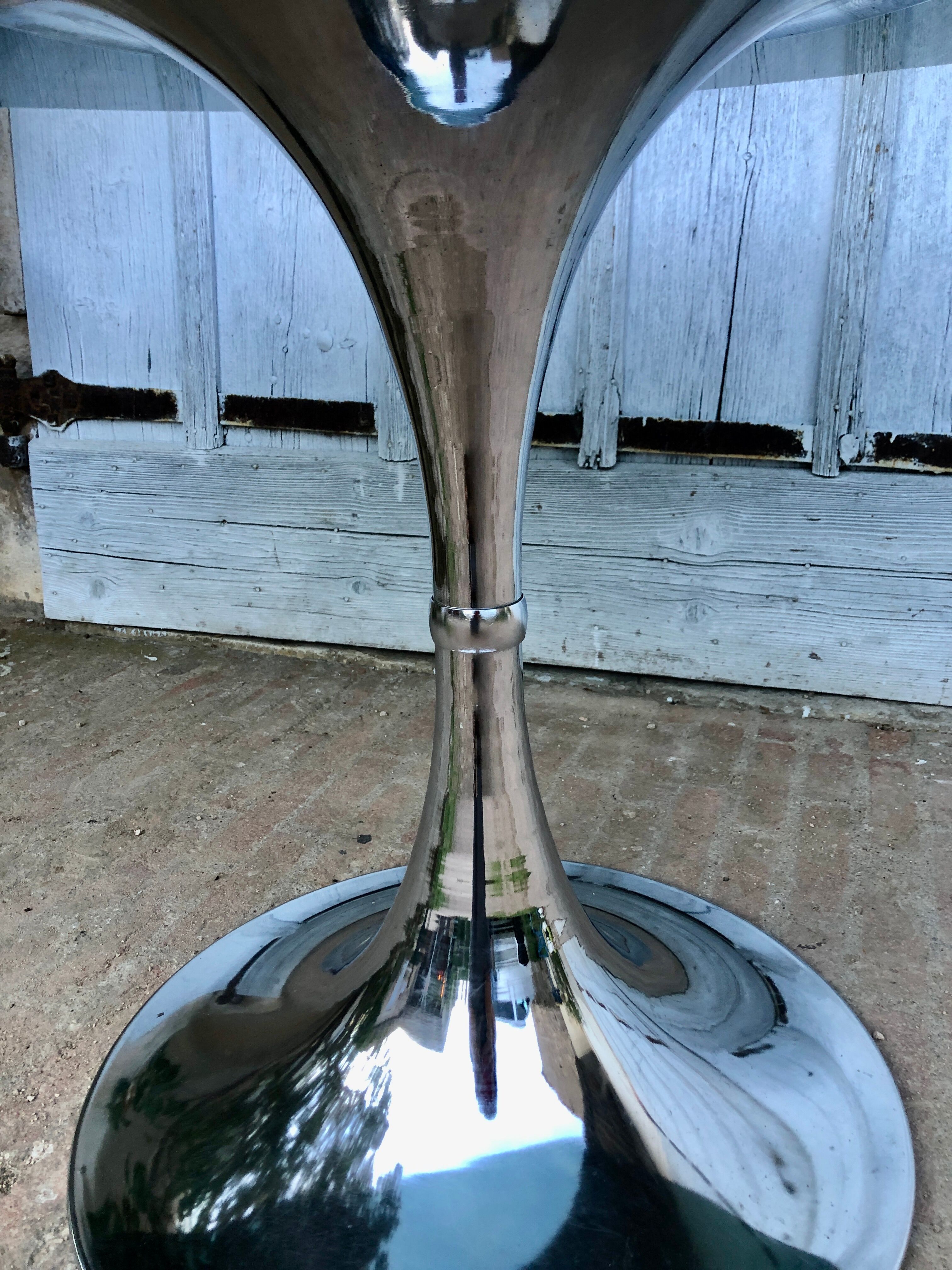 Tulip table oval glass and chrome 1970