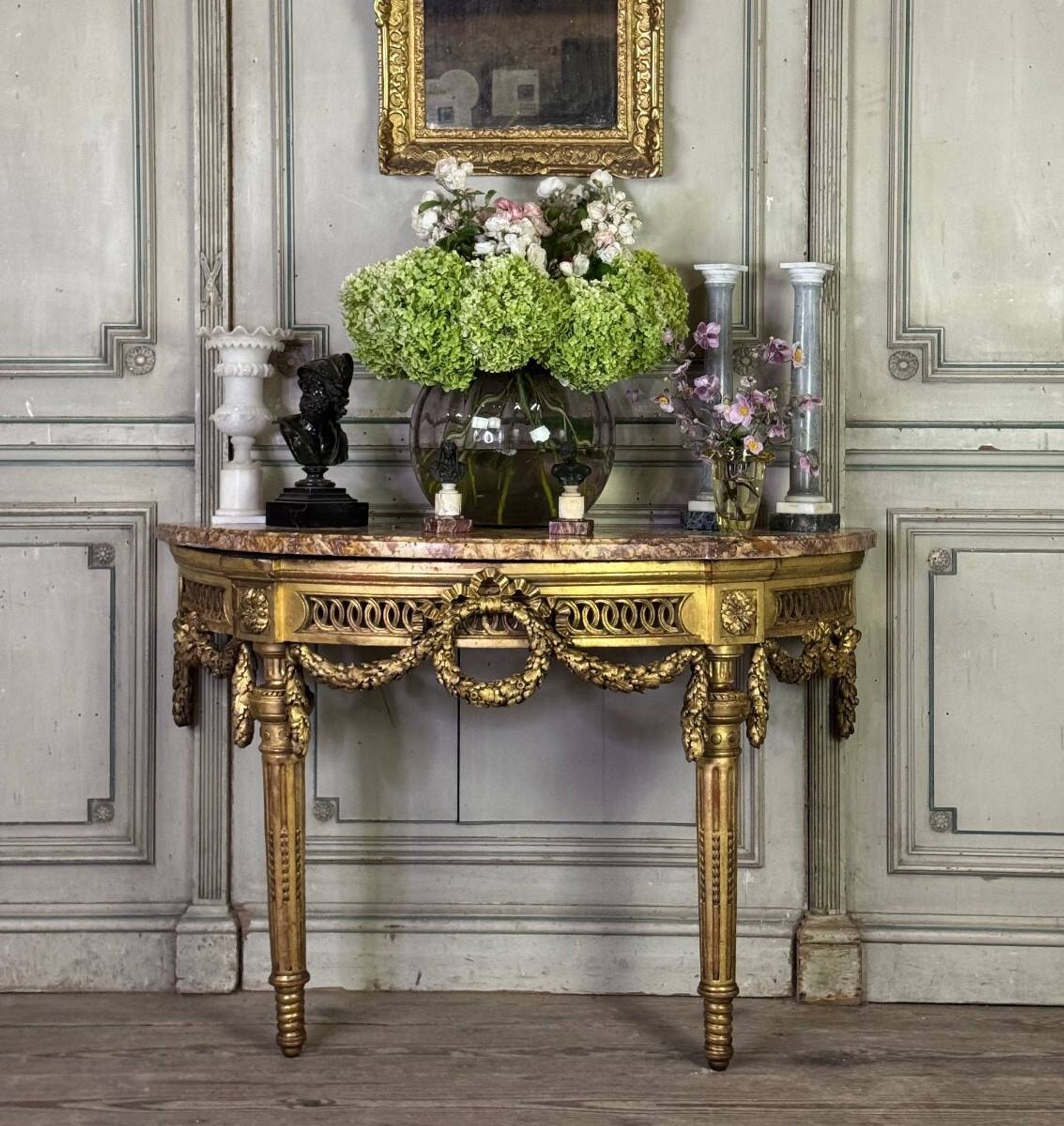 Louis XVI console table in carved and gilded wood, Jura brocatelle marble, 18th century