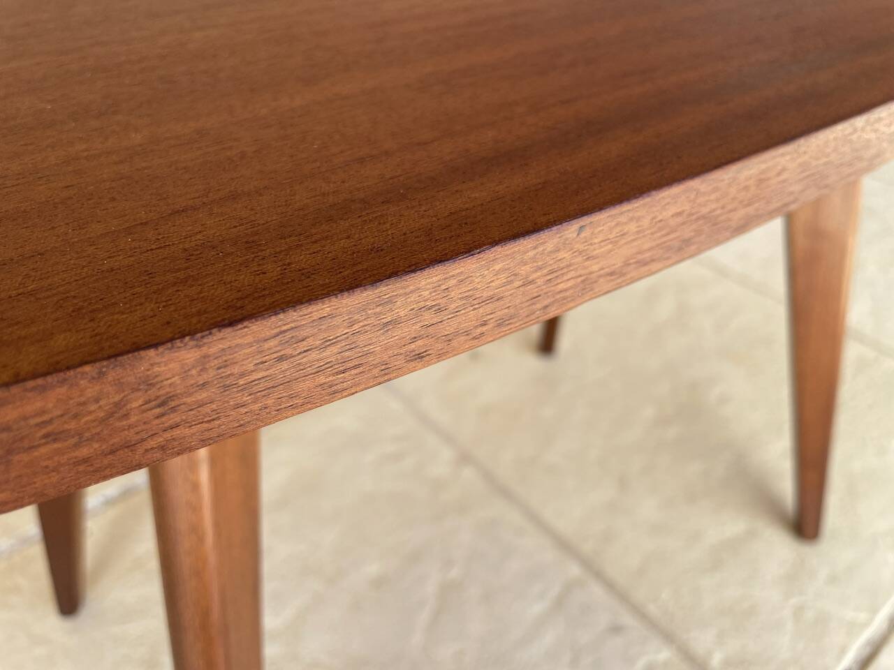 Table d’appoint vintage , pieds compas , circa 1960s