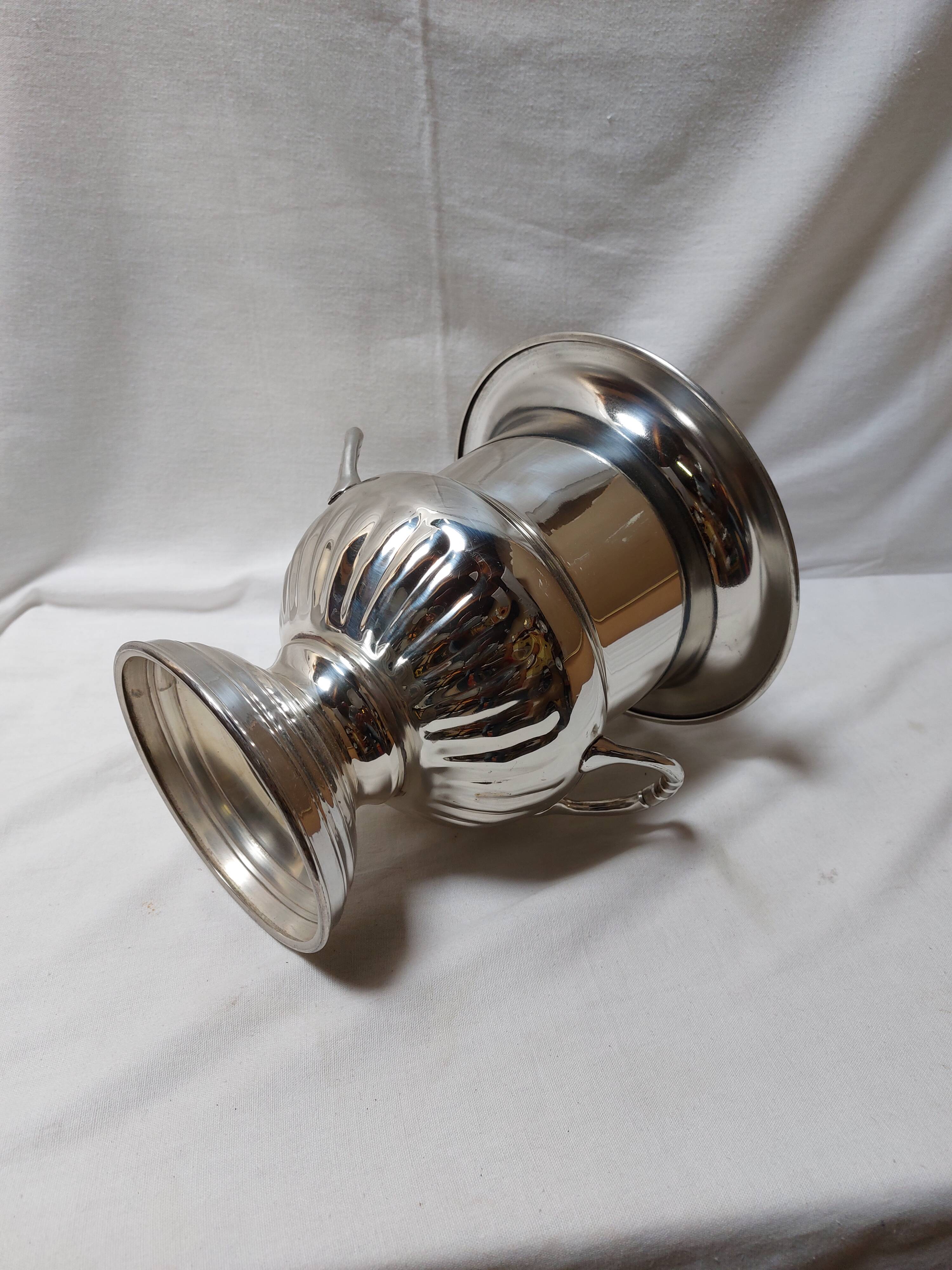 Medici champagne bucket in silver metal by Scandia Silver