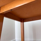 Desk with tapered legs