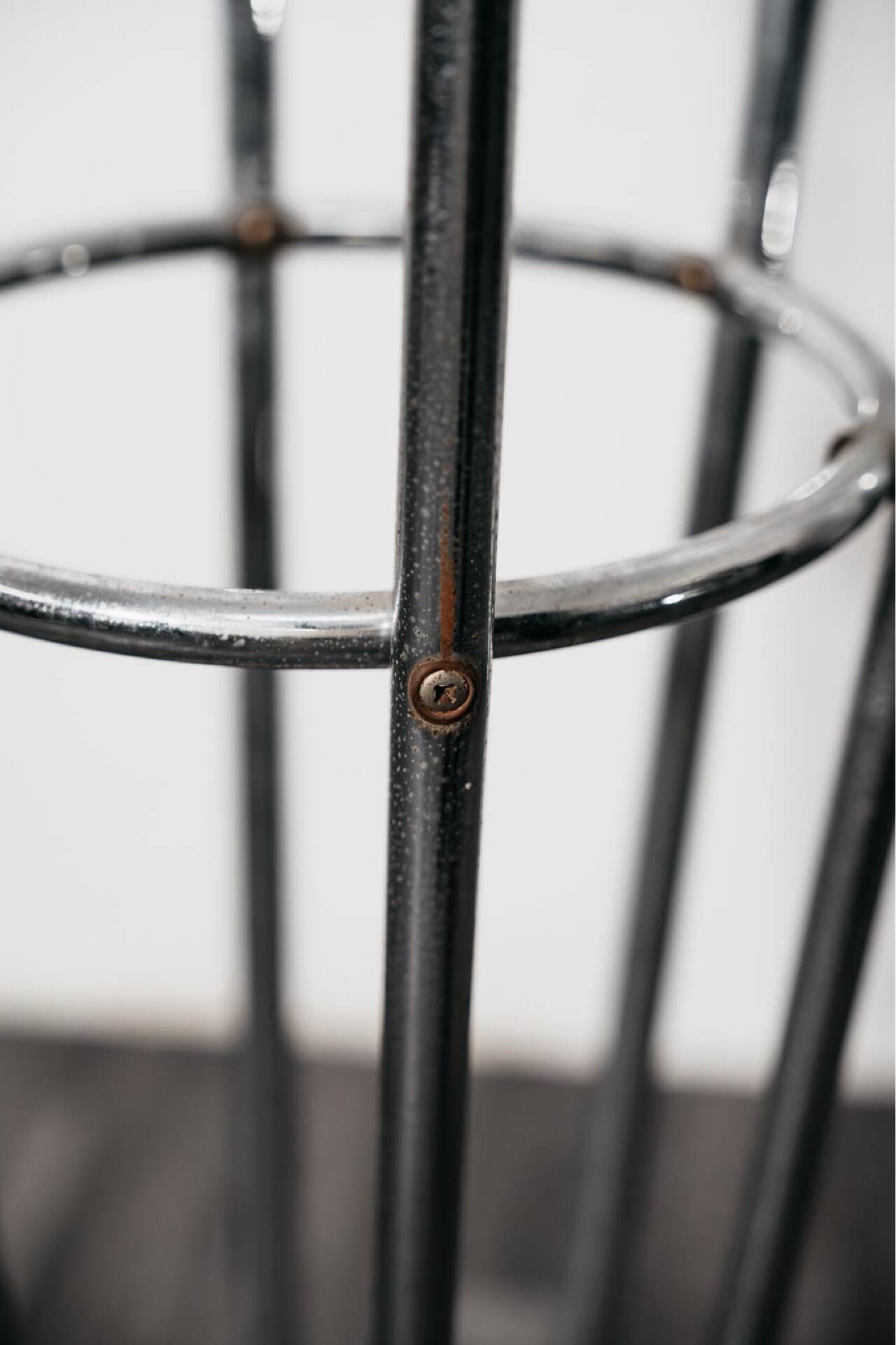 Porte-manteaux et porte-parapluies frères Mannelli travertin années 1970