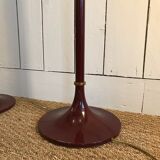Paire de lampadaires en métal emaillé rouge