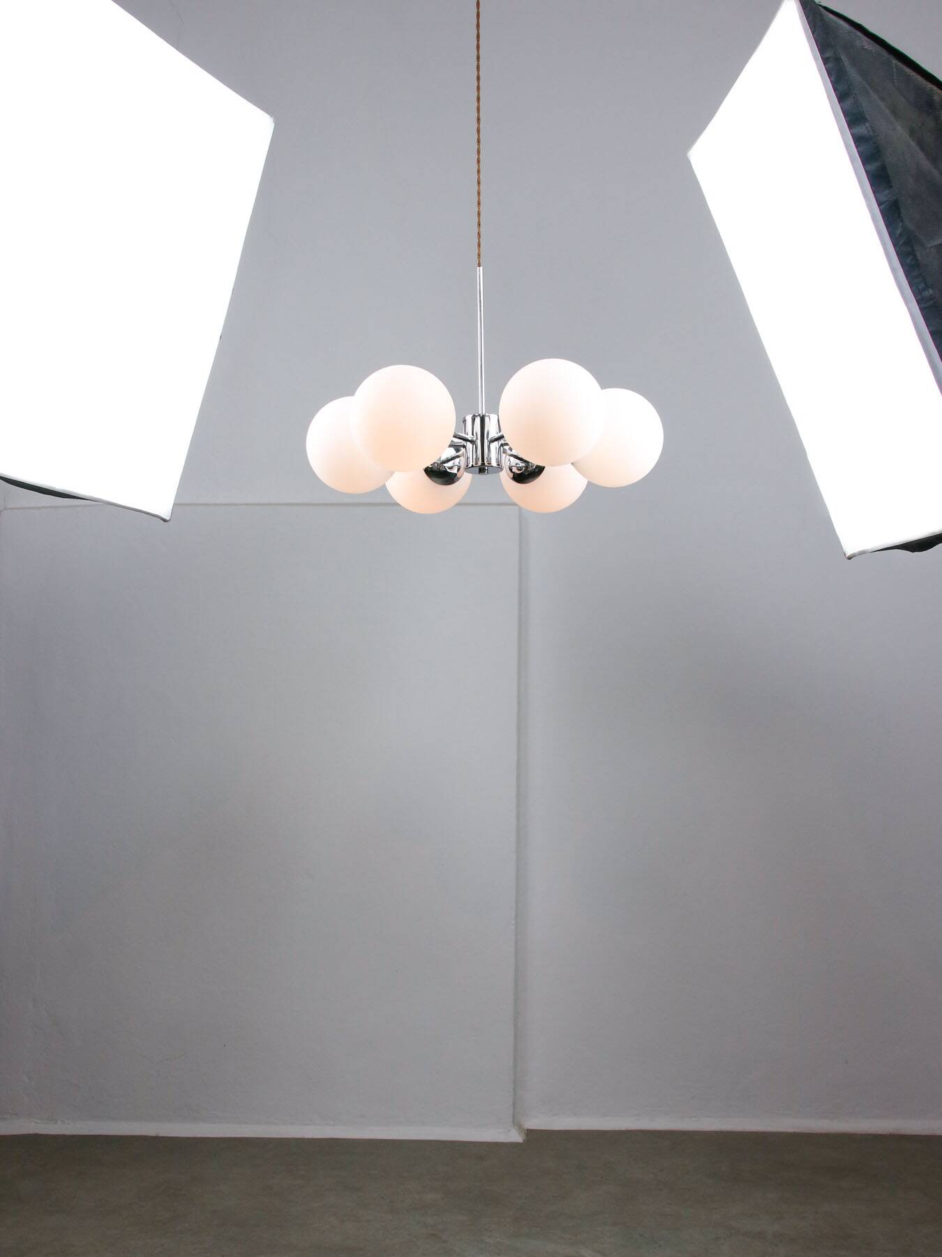 Space Age Italian Sputnik Chrome and Opaline Chandelier, 1970s