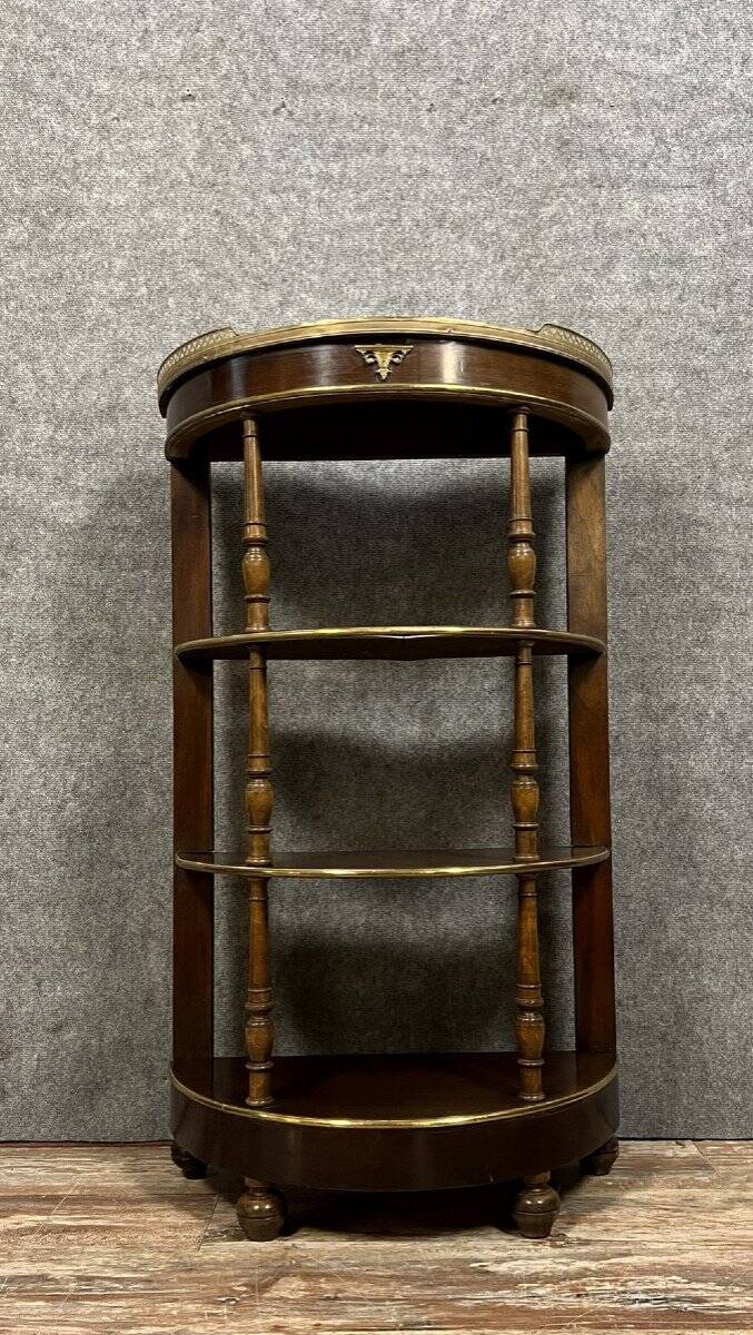 Louis XVI style half-moon Parisian shelf console in mahogany circa 1850