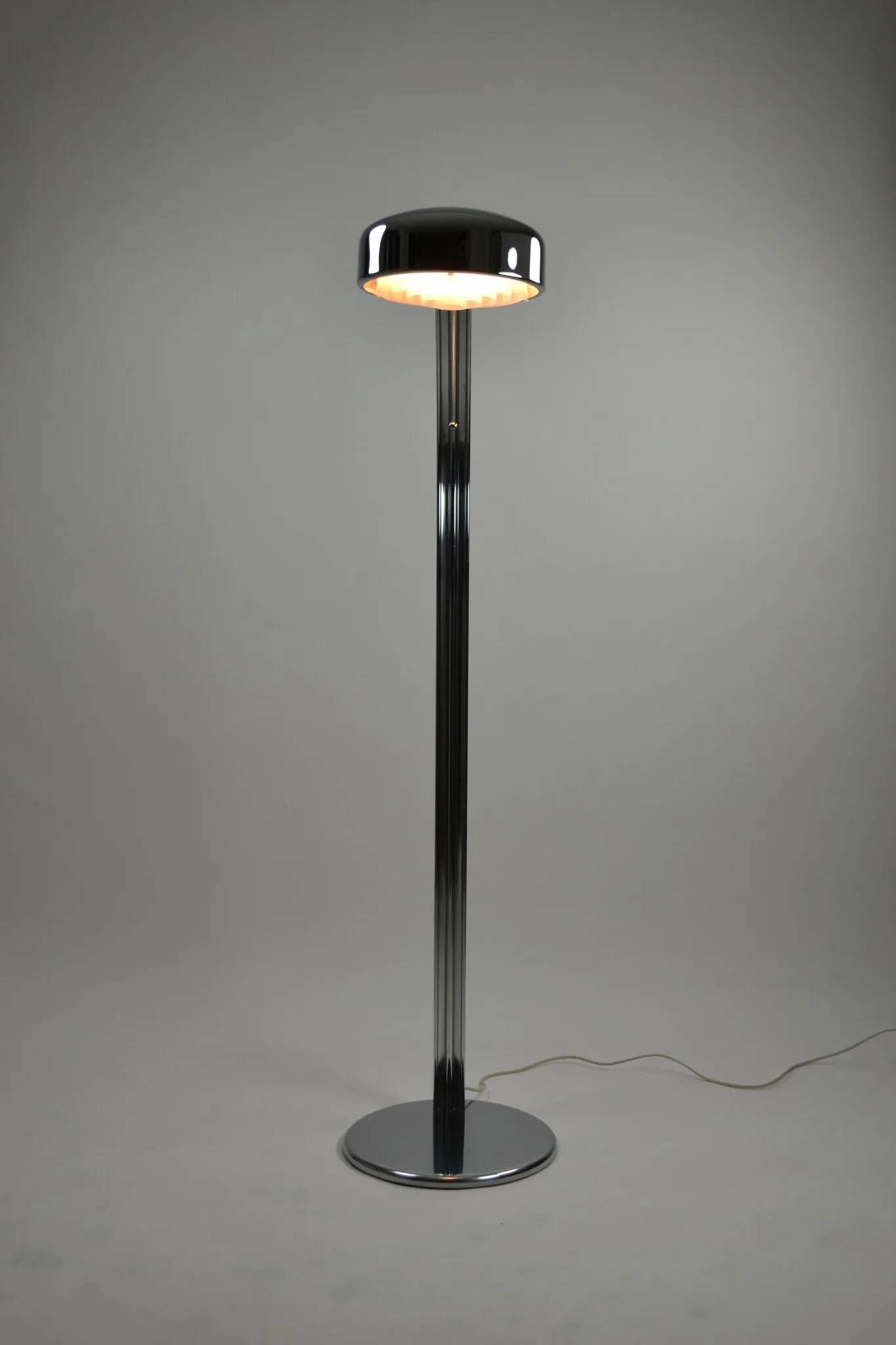 Floor Lamp Model 8010 “Arcade” by Richard Carruthers for Ateljé Lyktan, Sweden, 1970s