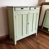 Green Parisian Buffet