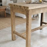 High island table